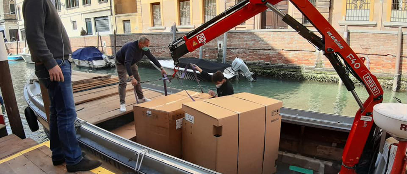 Consegna a Venezia via Mare