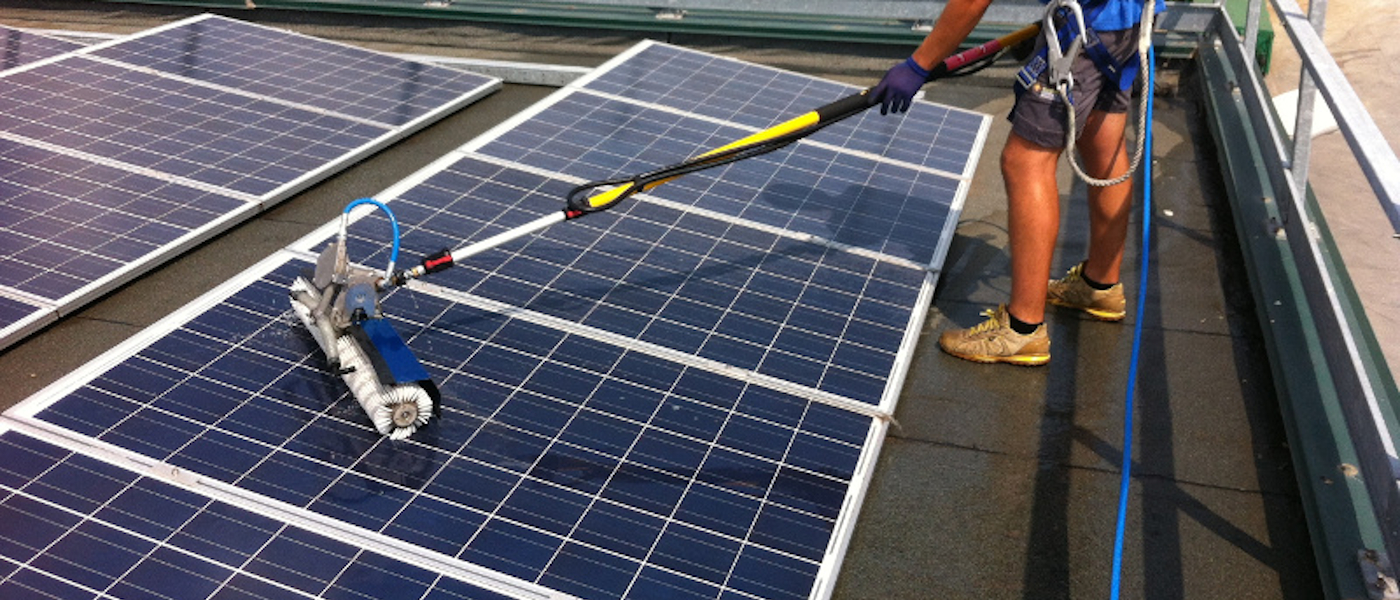 pulizia-fotovoltaico-tetto